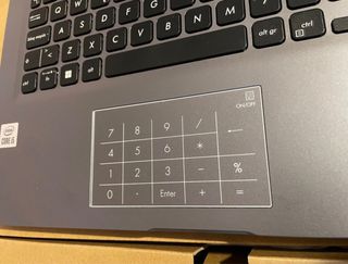 Portátil ASUS F415JA i5-1035G1/8GB/512GB SSD/ 14"