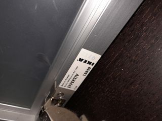 Dos muebles de salón de madera oscura