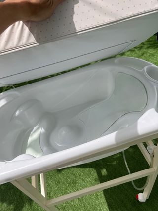 Bañera + cambiador de bebe
