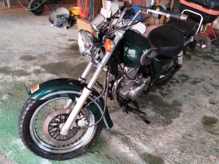 Moto Suzuki marauder 250 cc