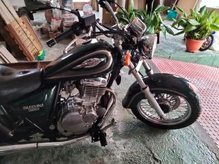 Moto Suzuki marauder 250 cc