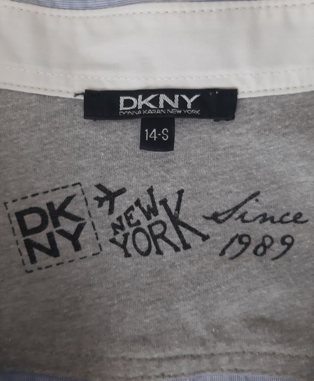 Camisa azul DKNY de niño