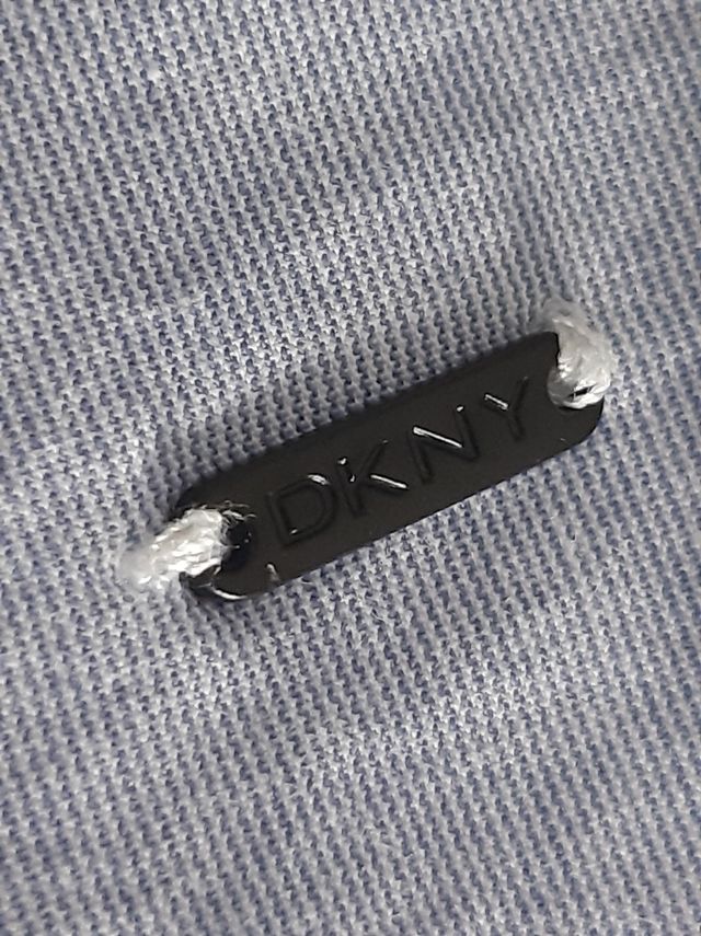 Camisa azul DKNY de niño