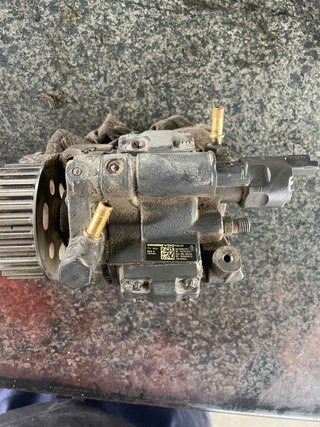 BOMBA INYECCION 8200430599 RENAULT 1.5DCI