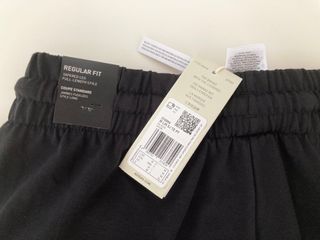 Adidas. Pantalón deportivo. Talla M