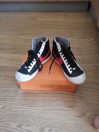 Nike Blazers Mid'77 EMB.