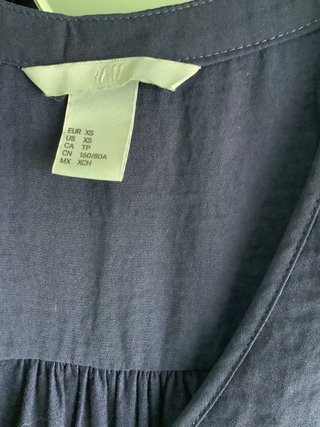 Blusa azul marina “H&M”