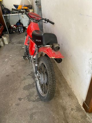 Mobilette mobycross