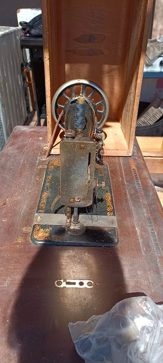 Máquina de coser Wertheim