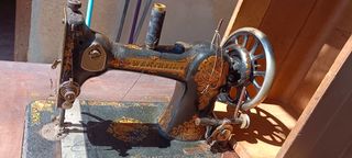Máquina de coser Wertheim