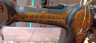 Máquina de coser Wertheim