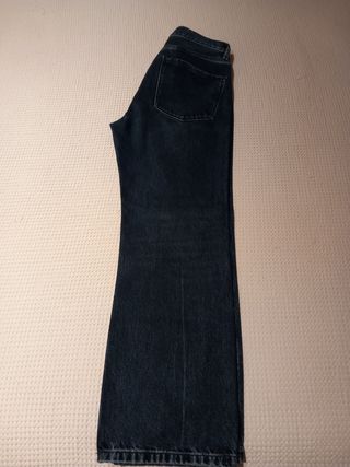 Pantalon tejsno