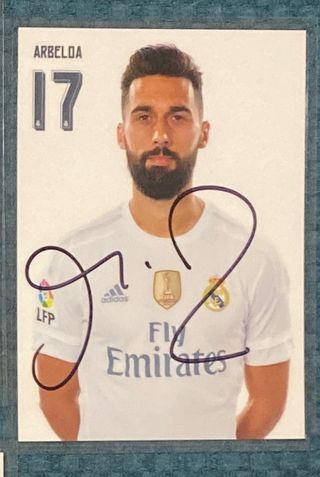 Postal firmada Arbeloa