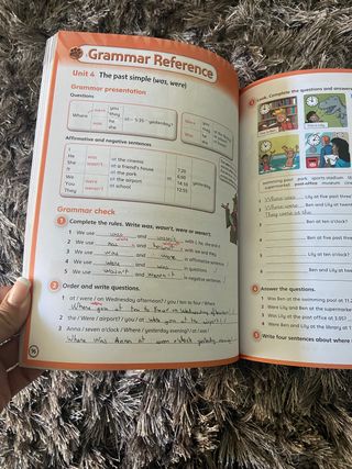 6prim Tiger Tracks ISBN 978-0-230-45360-9