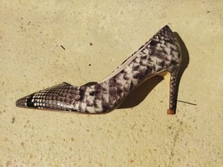 Zapatos de tacón grises talla 35