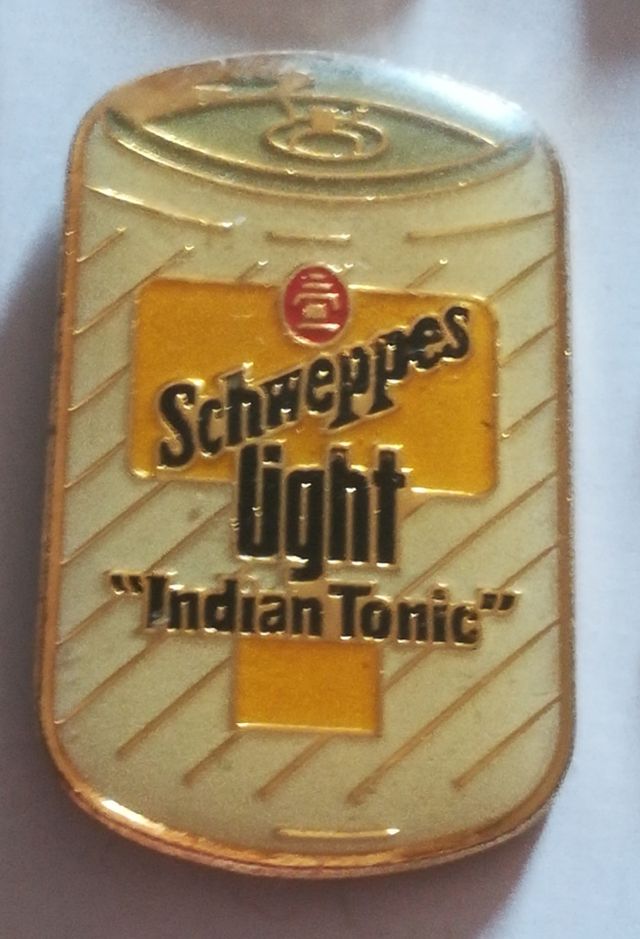 Pins bebida Schweppes