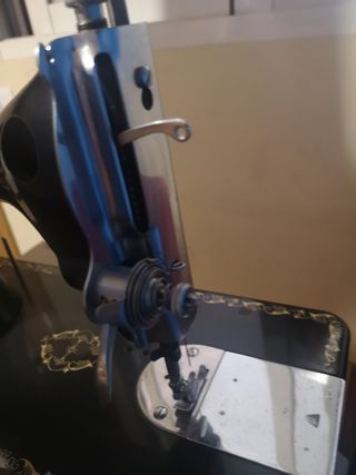 Máquina de coser Alfa