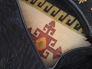 Bolso negro de Zara 