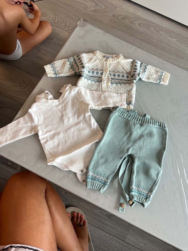 Conjunto primera puesta recien nacido