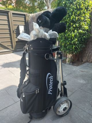 Carro de golf con palos de grafito