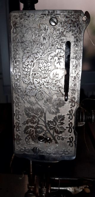 Máquina de coser antigua