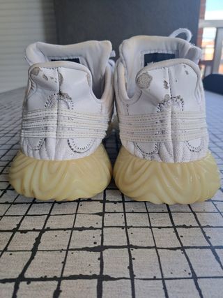 Zapatillas Adidas Sobakov blancas