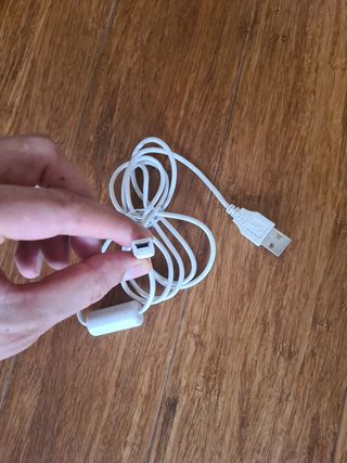 Cables y conectores variados