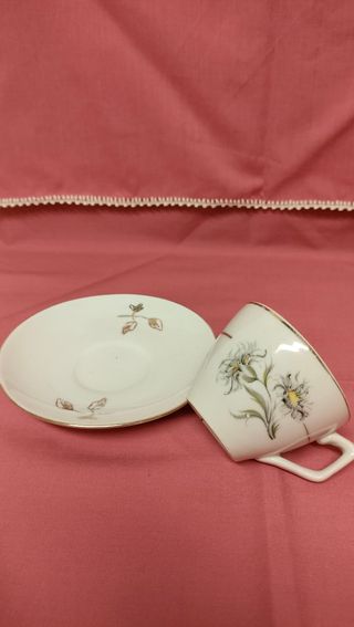 Tacita de porcelana antigua