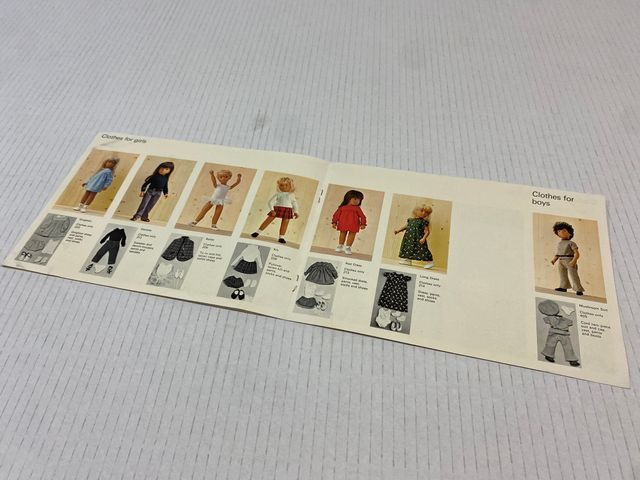 CATALOGO DI BAMBOLE SASHA DOLLS DELL'ANNO 75