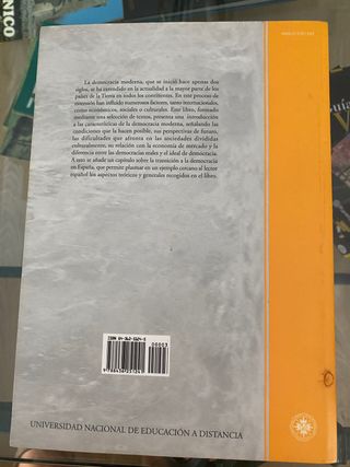 Politicas y democracia Lecturas de ciencia...UNED