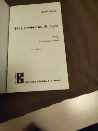 tres sombreros de copa