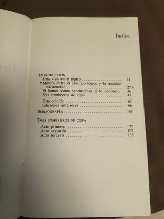 tres sombreros de copa