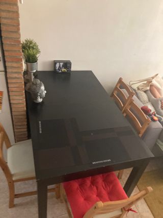 Mesa de comedor con 6 sillas