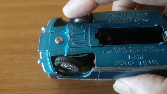 Dinky Toys  BMW 2000