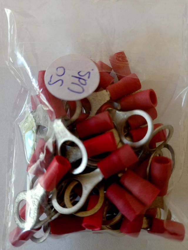 Terminal de anilla preaislado de 1,5 mm - M8