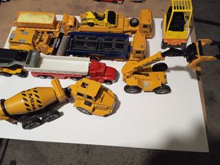 Máquinas de obra de plástico