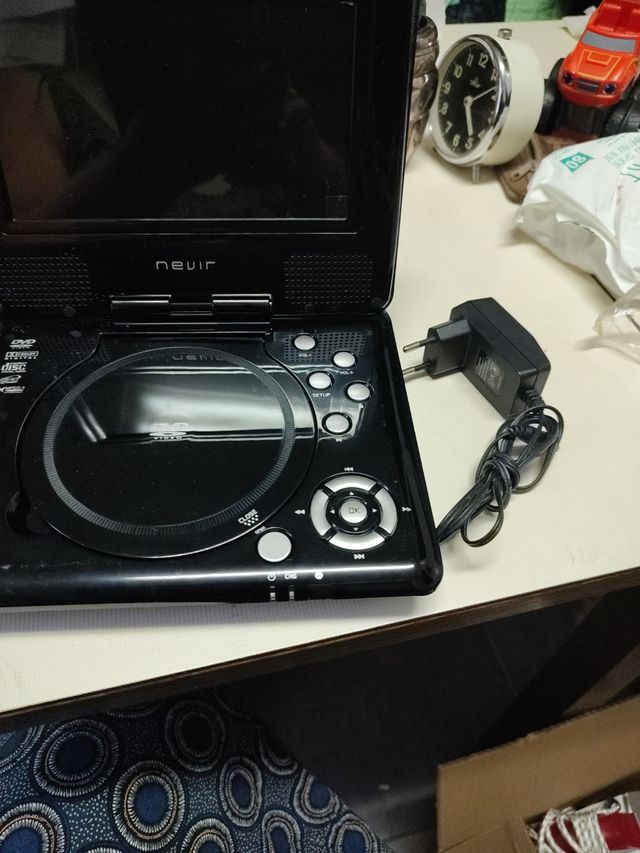 DVD portátil pequeña