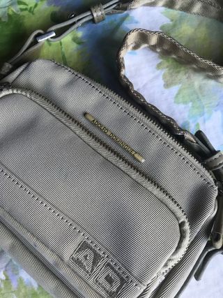 Bolsito marrón Adolfo Dominguez