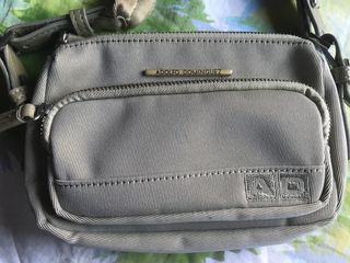 Bolsito marrón Adolfo Dominguez