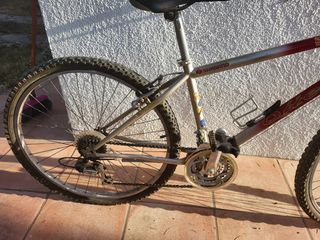 Bicicleta de montaña mediana