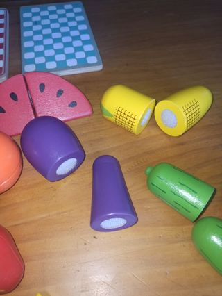 60 accesorios para cocinita.