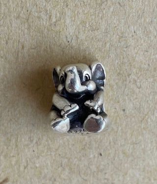 Charms Pandora