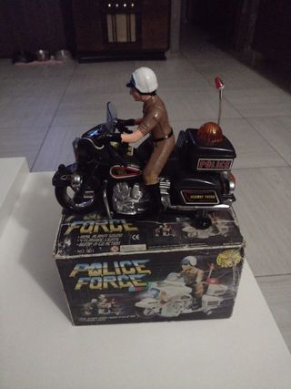 POLICE FORCE