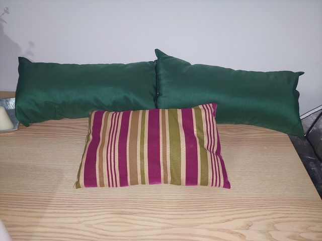 3 cojines con relleno