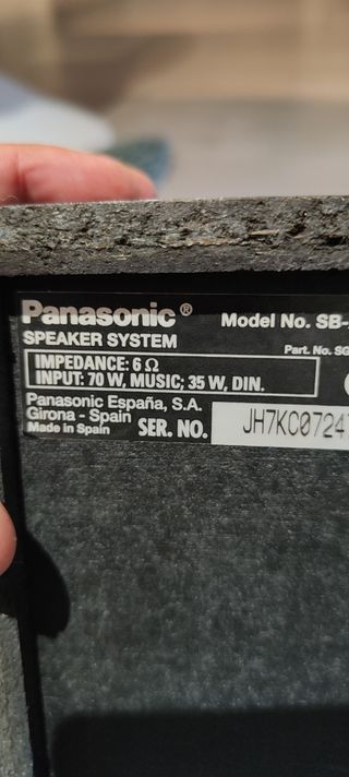 Mini cadena Panasonic Altavoces 70w.