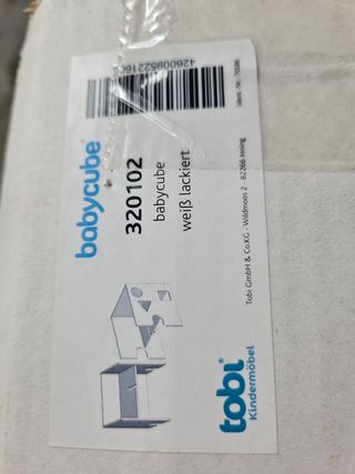 Babycube. Cubo, escritorio, silla.... EN BLANCO