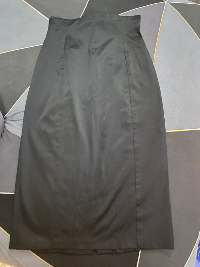 Falda tubo negra 36