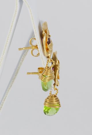 Pendientes Tous en oro amarillo 18k con piedras na