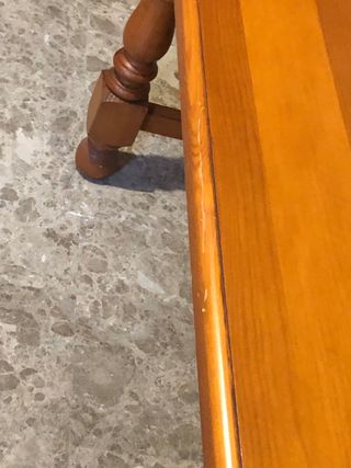 Mesa de madera maciza