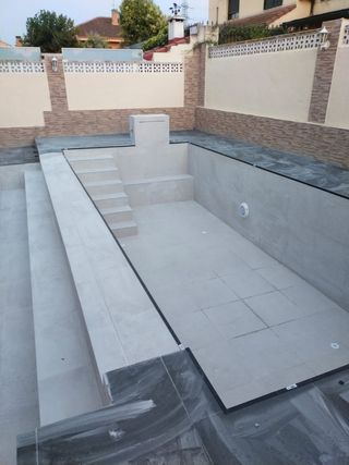 Construcción piscinas hormigón gunitado